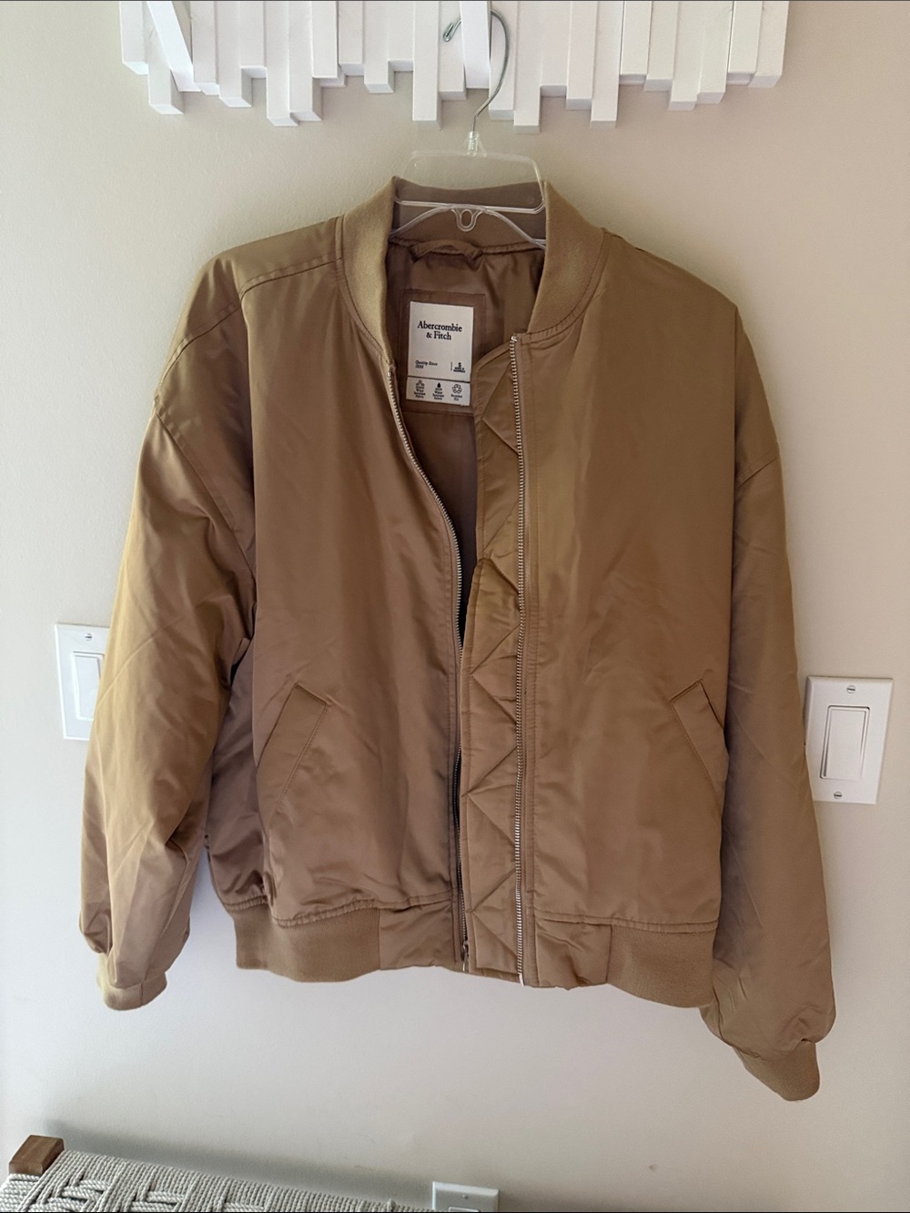Abercrombie & Fitch Women's Tan Brown Bomber Baseball Jacket Zip Front Satin